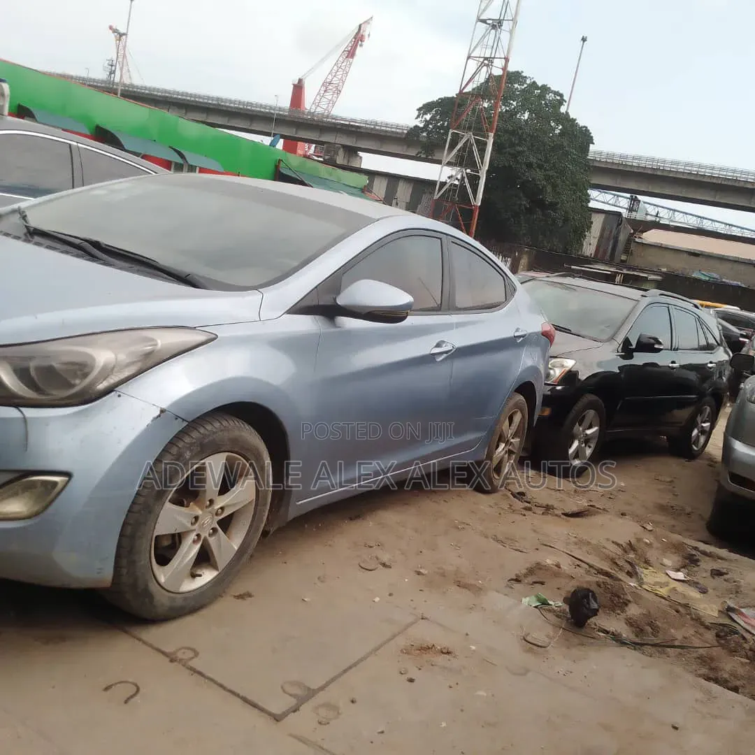 Hyundai Elantra 2013 Blue