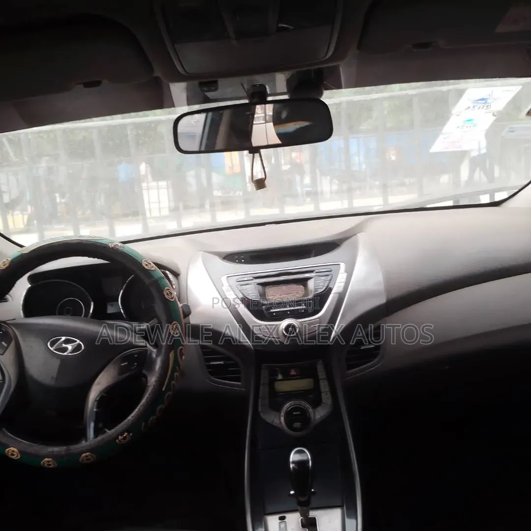 Hyundai Elantra 2013 Blue
