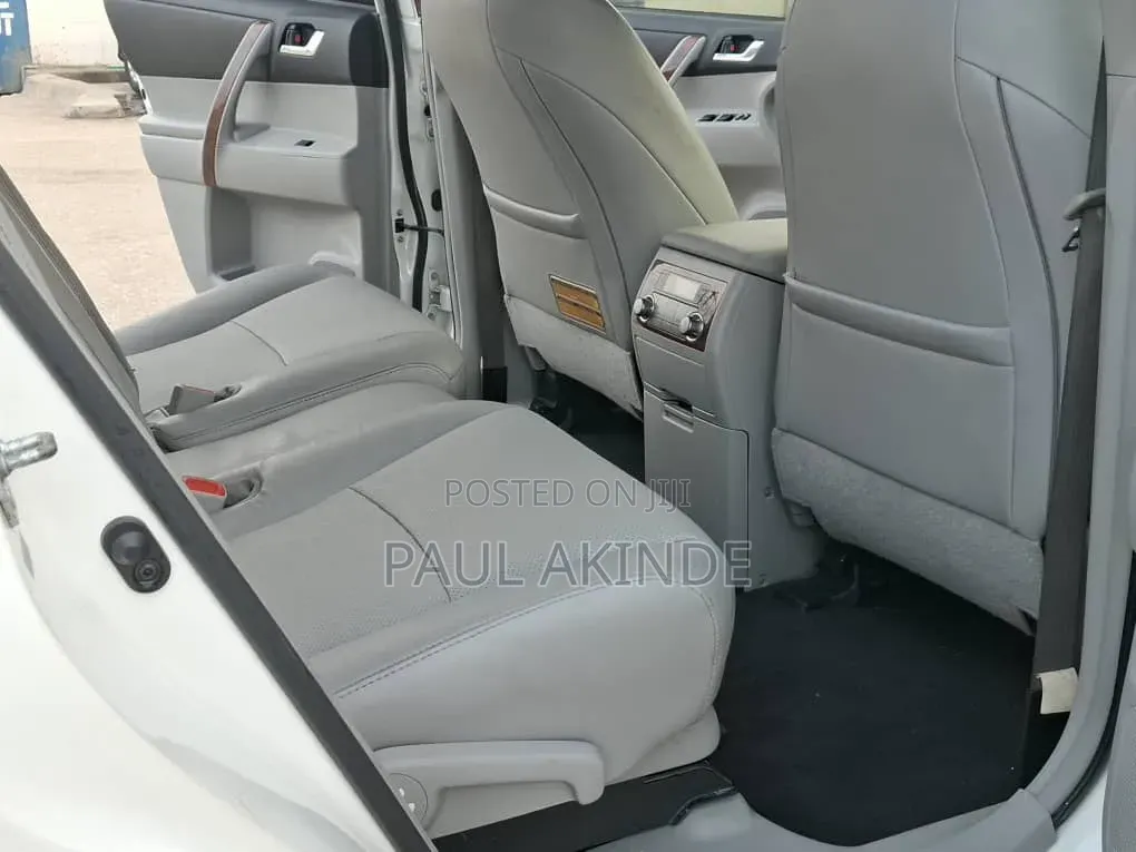 Toyota Highlander 2012 White