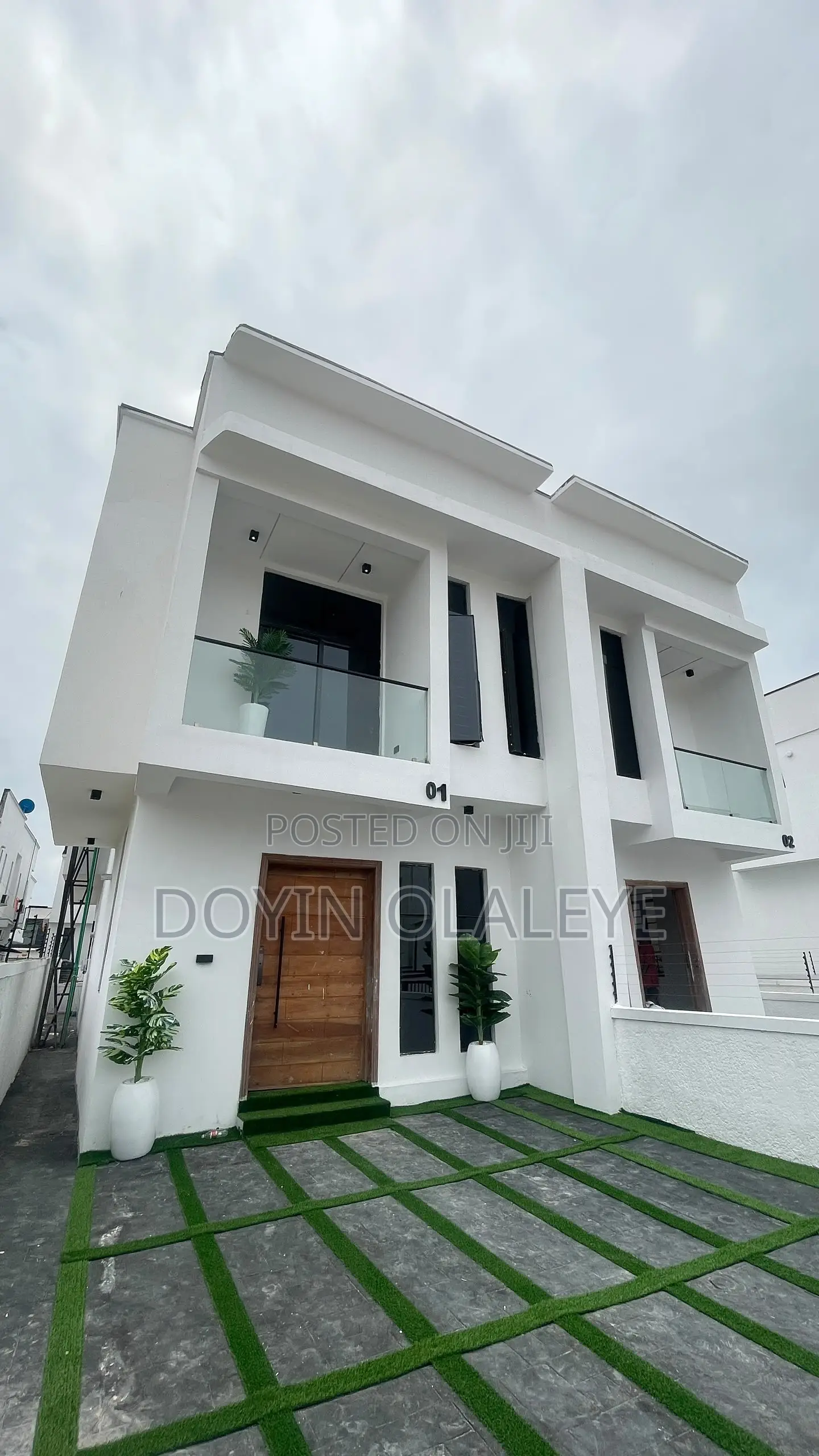 4bdrm Duplex in Ikota for sale