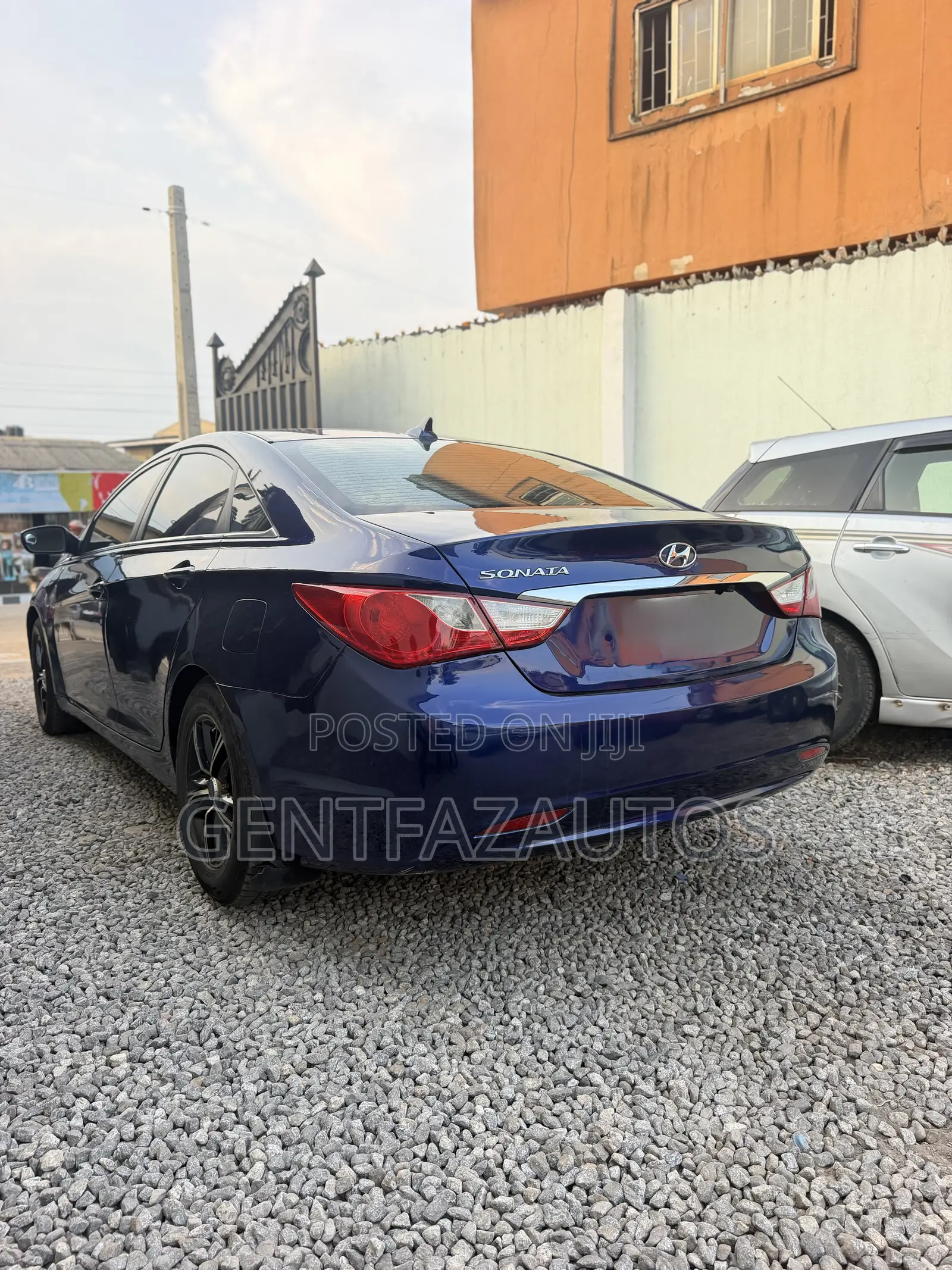 Hyundai Sonata SE 2.0T Sedan FWD (2.0L 4cyl 6A) 2011 Blue