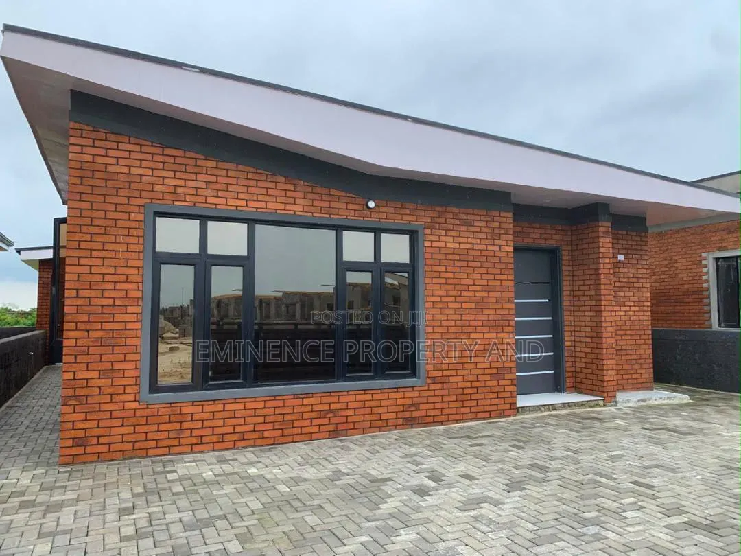 3bdrm Bungalow in Eleko for sale