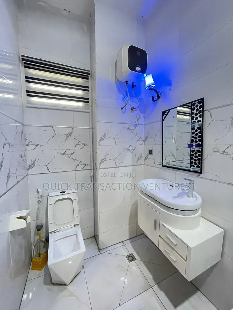 5bdrm Duplex in Palm Residence, Osapa london for sale