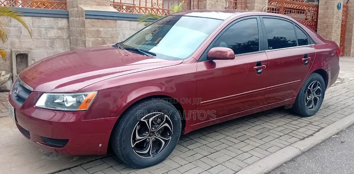 Hyundai Sonata 2009 Red