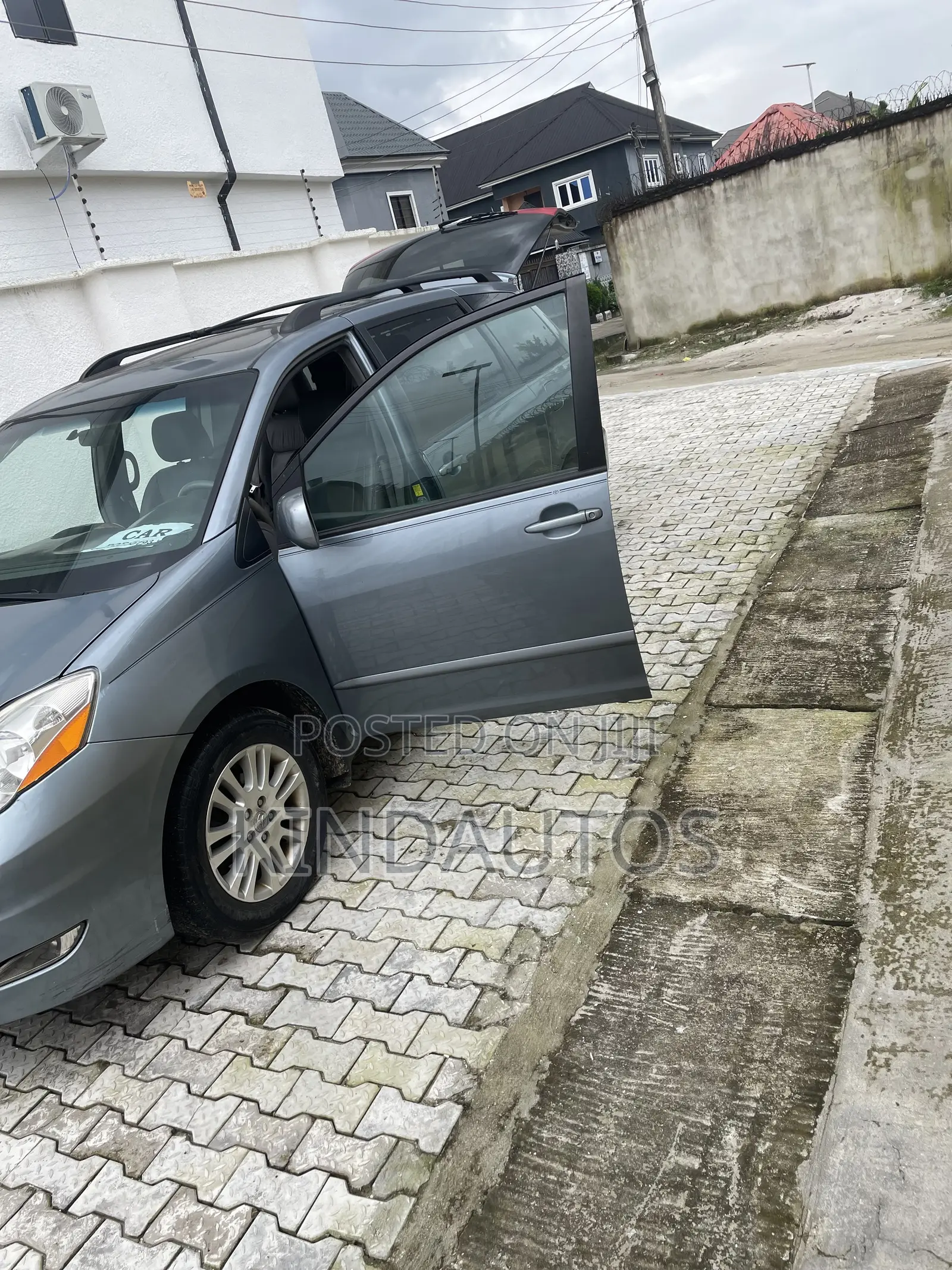 Toyota Sienna XLE 7 Passenger 2010 Blue