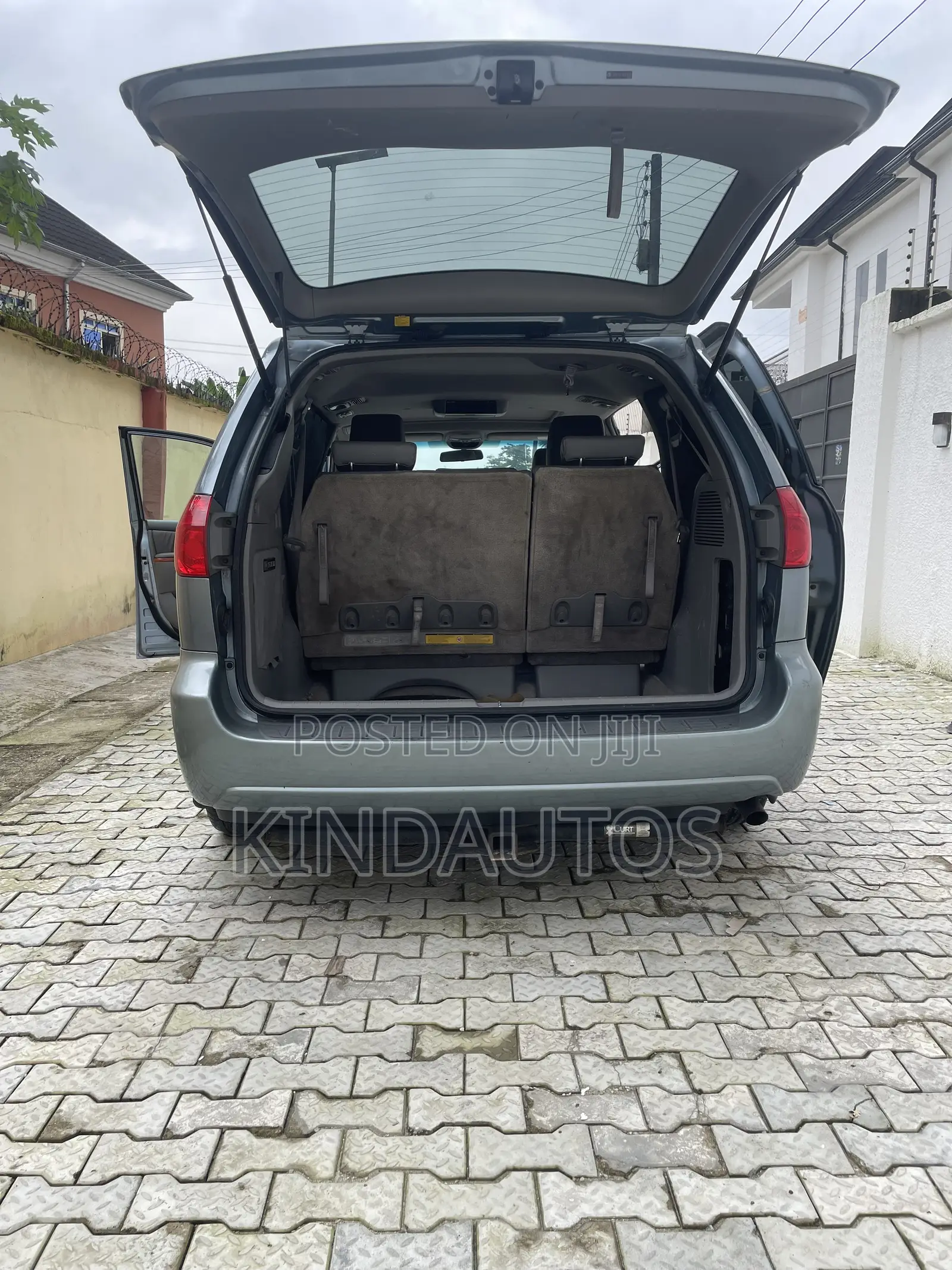 Toyota Sienna XLE 7 Passenger 2010 Blue