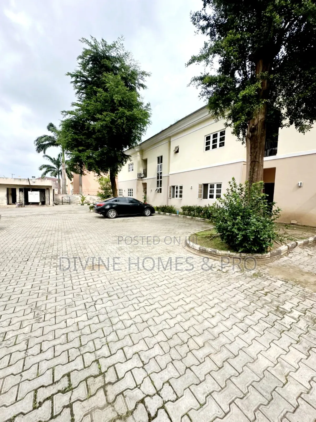 4bdrm Duplex in Jabi for rent