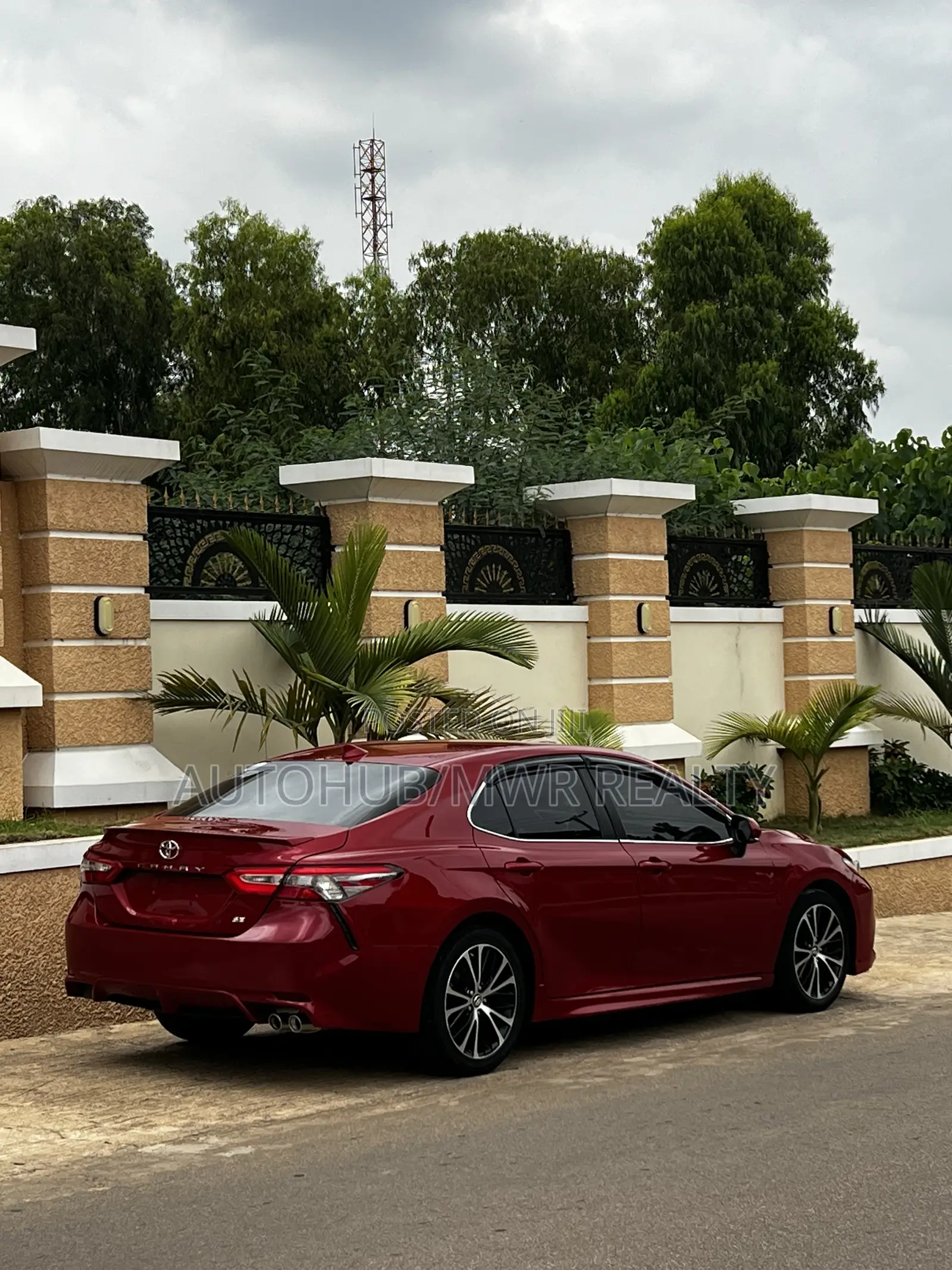 Toyota Camry 2020 Red