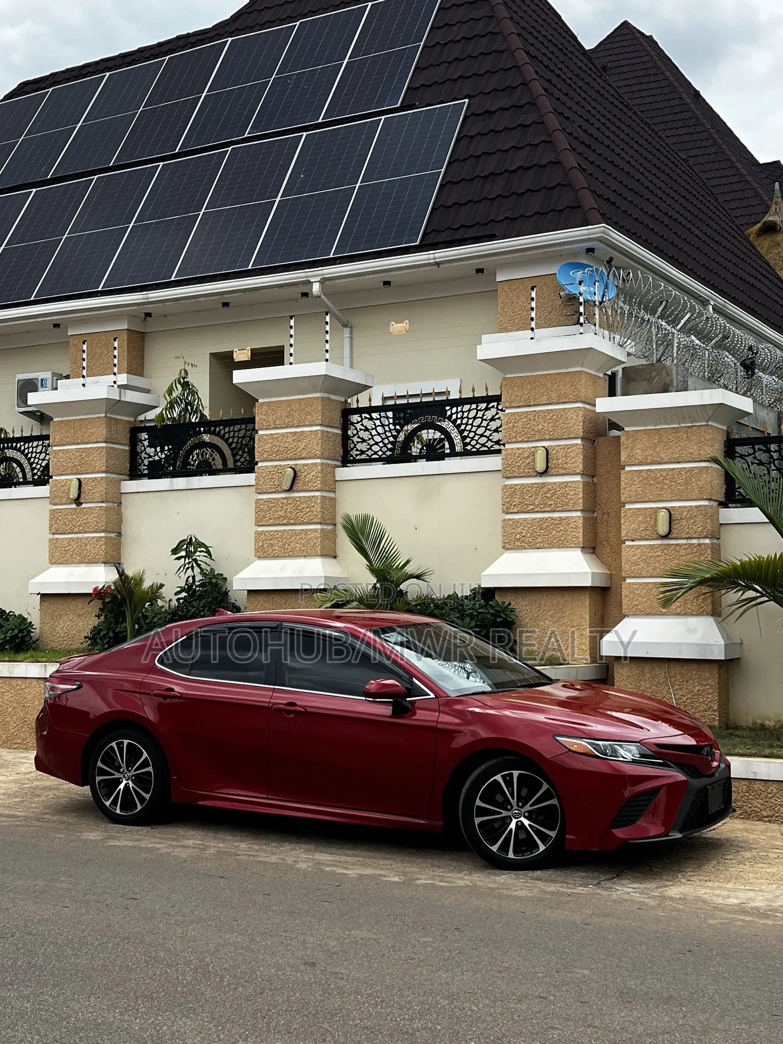 Toyota Camry 2020 Red