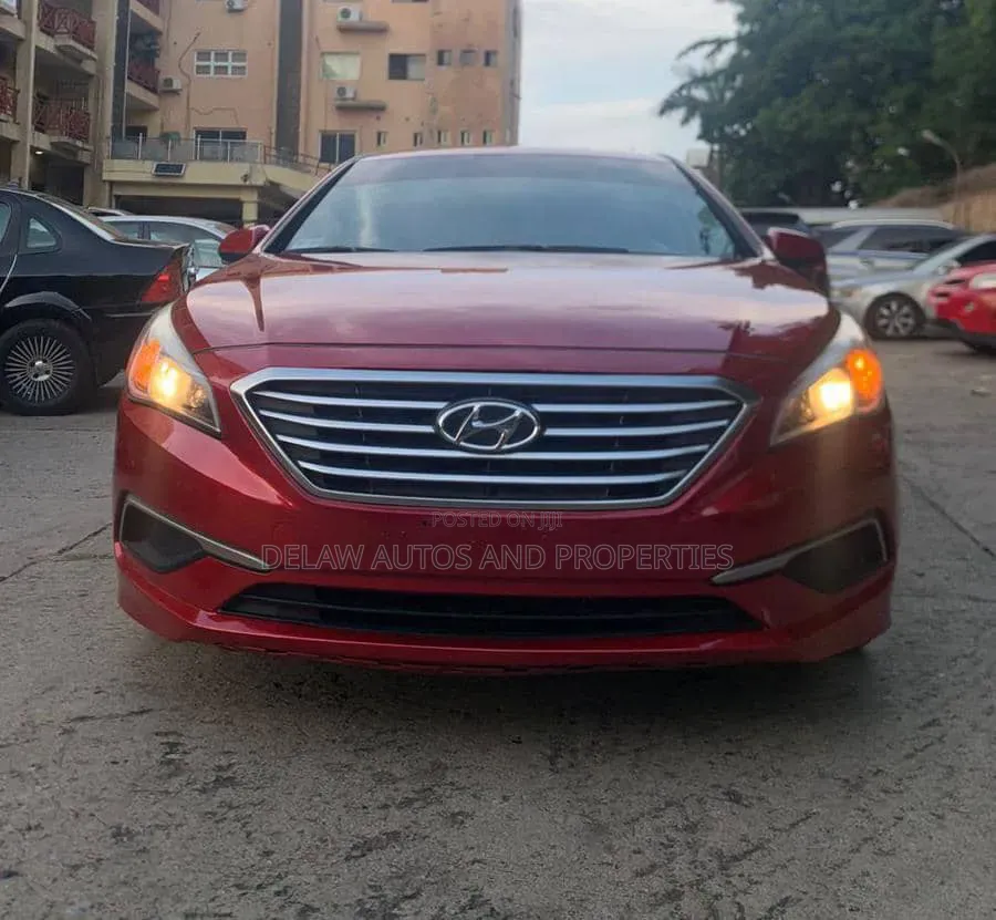 Hyundai Sonata SE 2017 Red