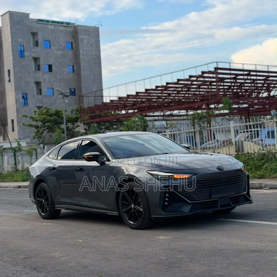 Changan UNI-V 2023 Gray
