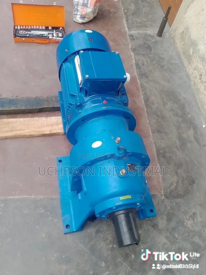 Xwd8 Ratio 87-1with 30kw/40hpClusher Machine