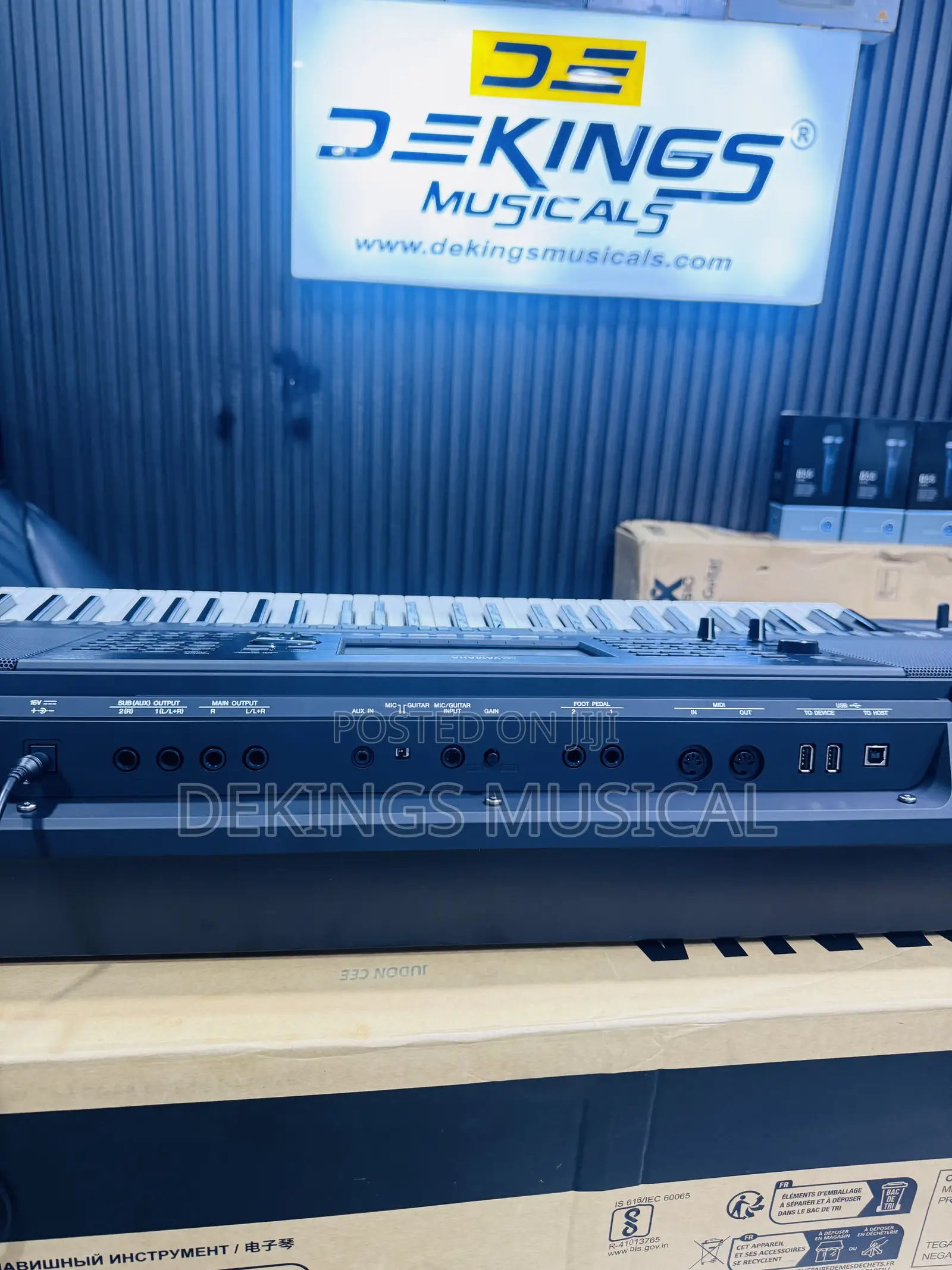 Yamaha PSR-SX920 Digital Arranger Keyboard Synthesizer