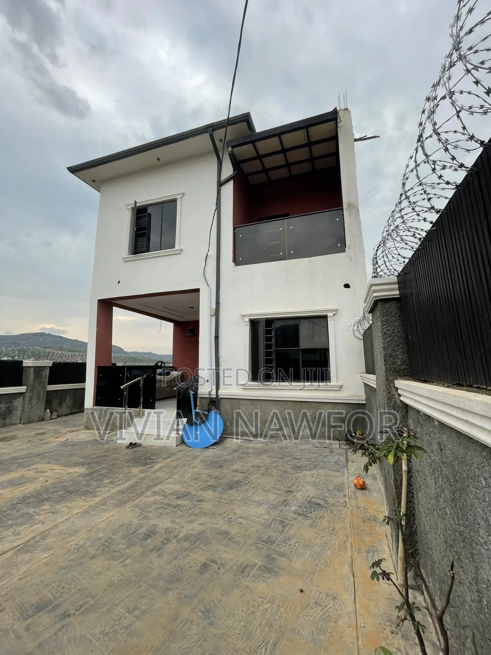 4bdrm Duplex in Dantata Estate, Kubwa for sale