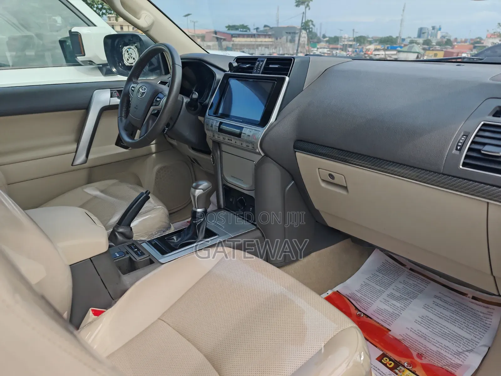 Toyota Land Cruiser Prado 2022 White