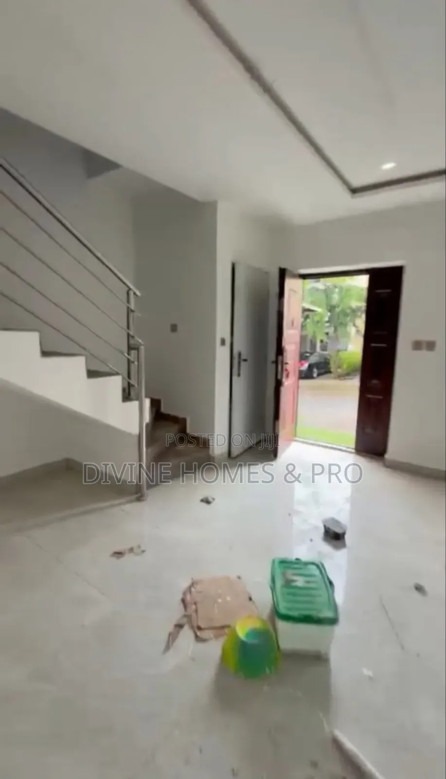 4bdrm Duplex in Brains And Hammer, Life Camp for rent