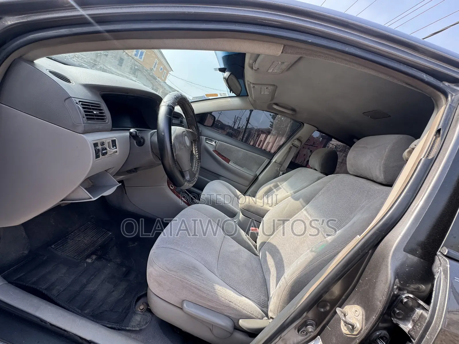 Toyota Corolla LE 2005 Gray