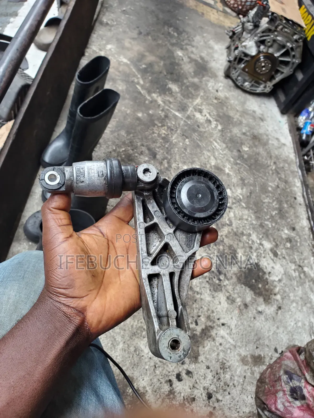 Belt Adjuster Jeep Wrangler 3.6 2010
