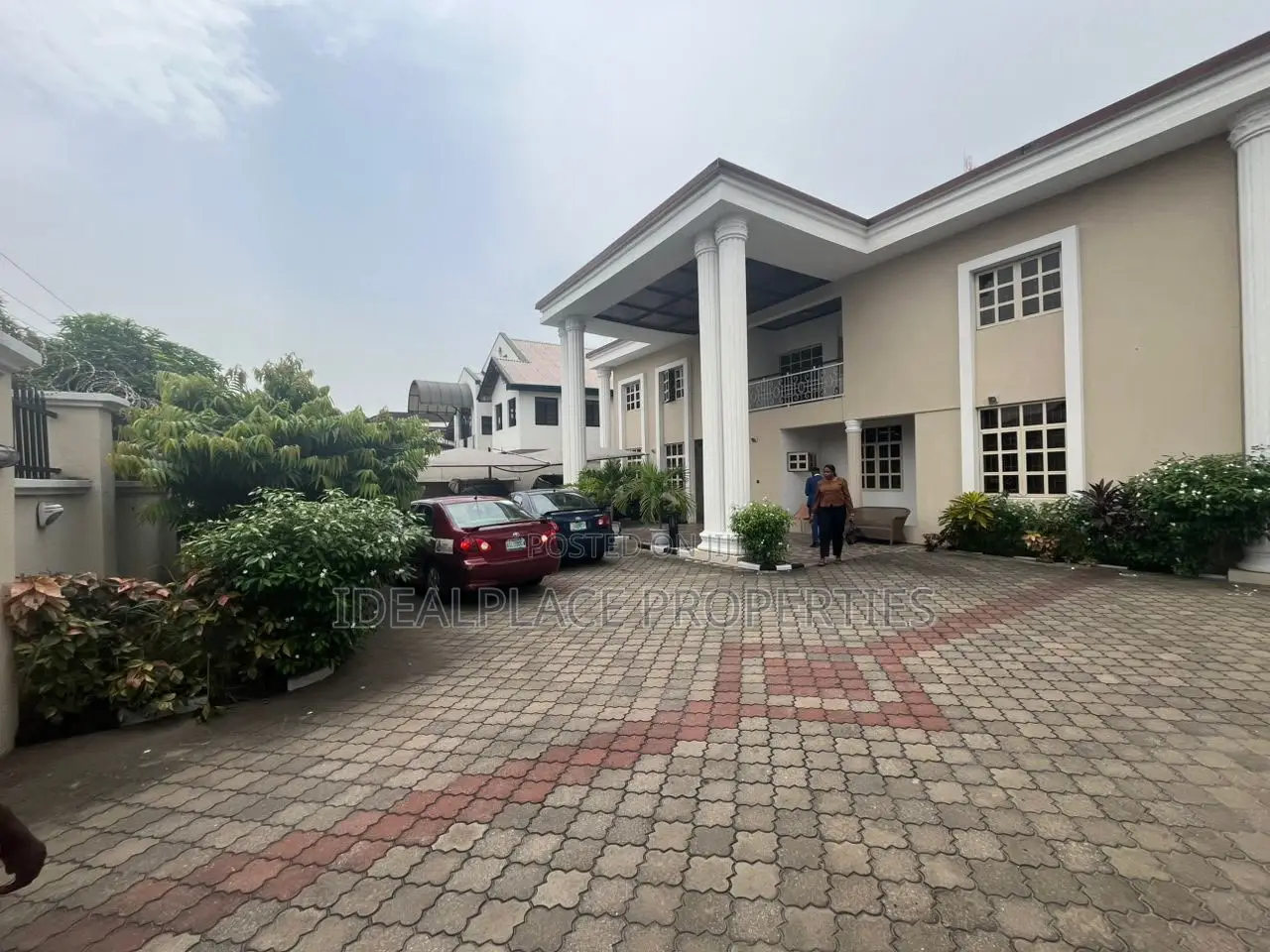 5bdrm House in Lekki Phase 1 for rent