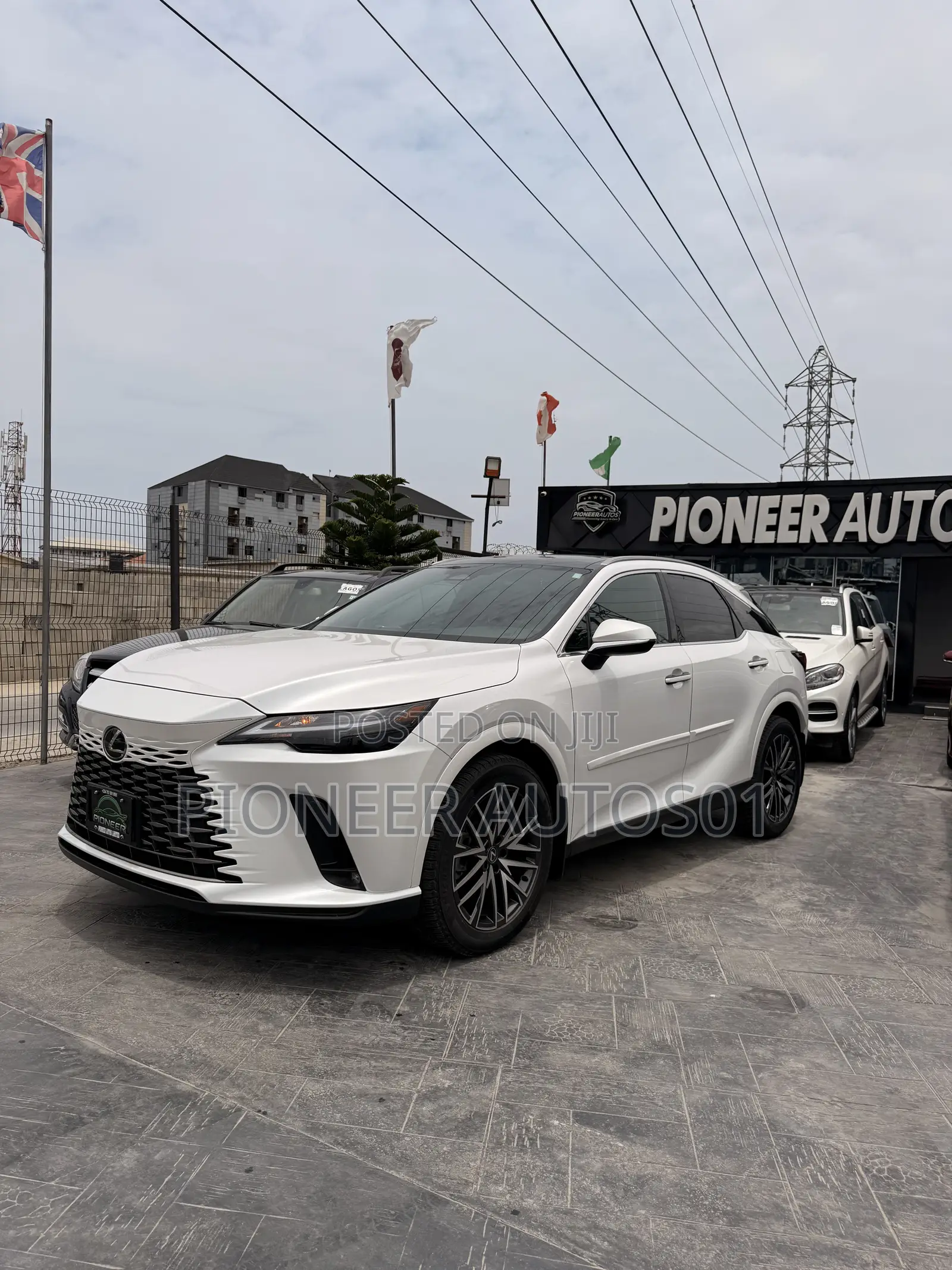 Lexus RX 350 AWD 2025 White