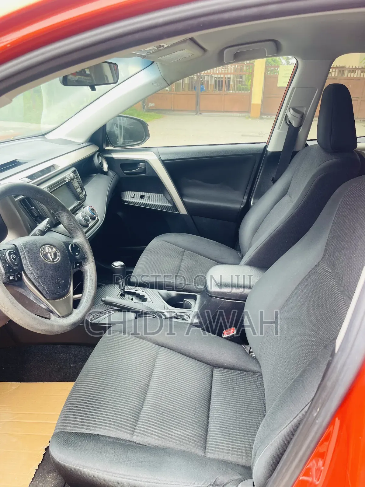 Toyota RAV4 LE 4dr SUV AWD (2.5L 4cyl 6A) 2015 Orange