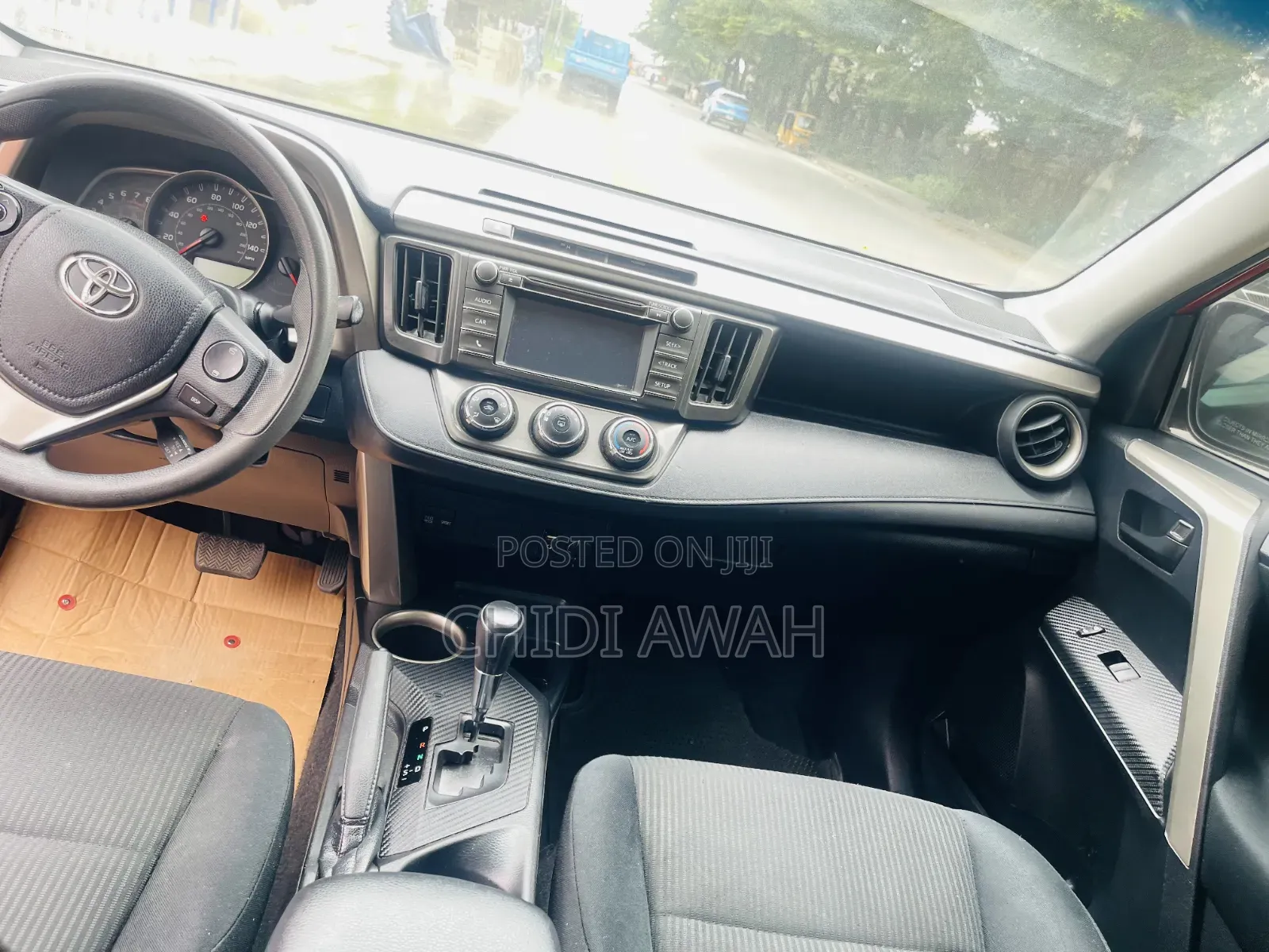 Toyota RAV4 LE 4dr SUV AWD (2.5L 4cyl 6A) 2015 Orange