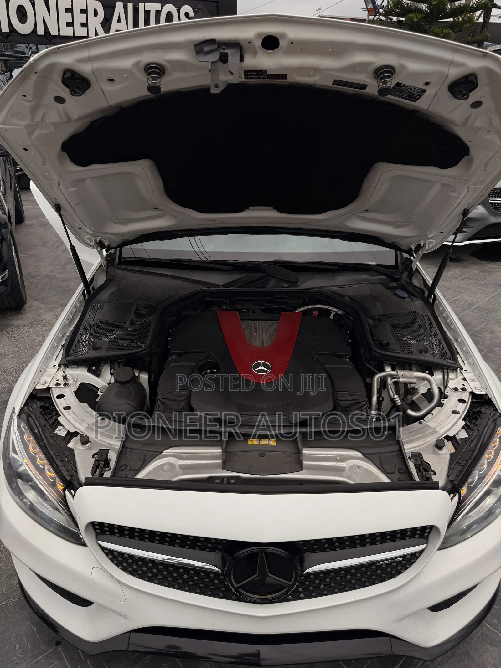 Mercedes-Benz C-Class C 43 4MATIC AMG (C205) 2017 White