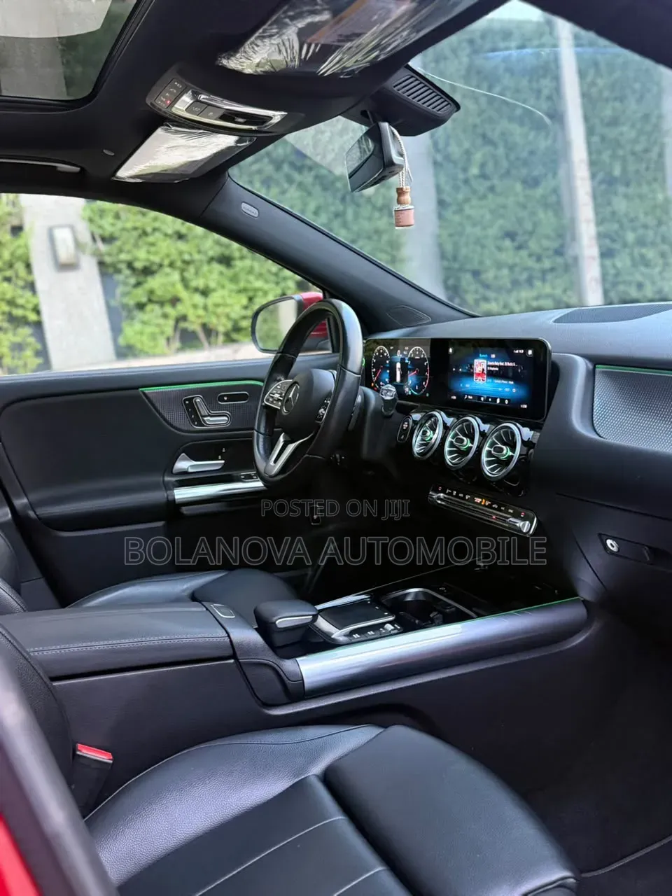 Mercedes-Benz GLA 250 2021 Red