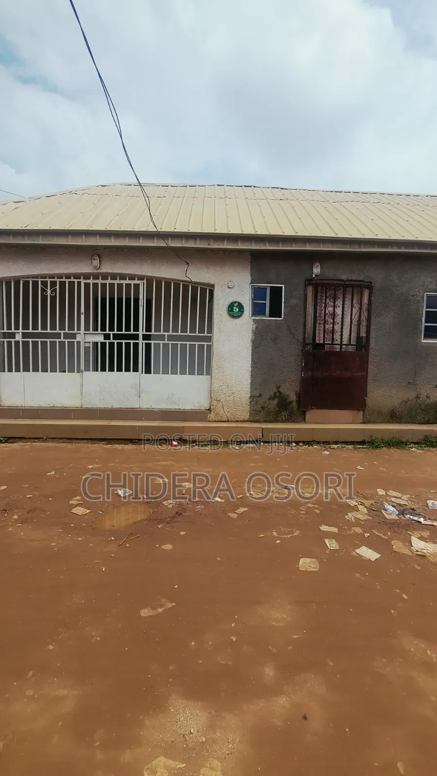 Studio Apartment in Dutse Obasanjo Road for sale