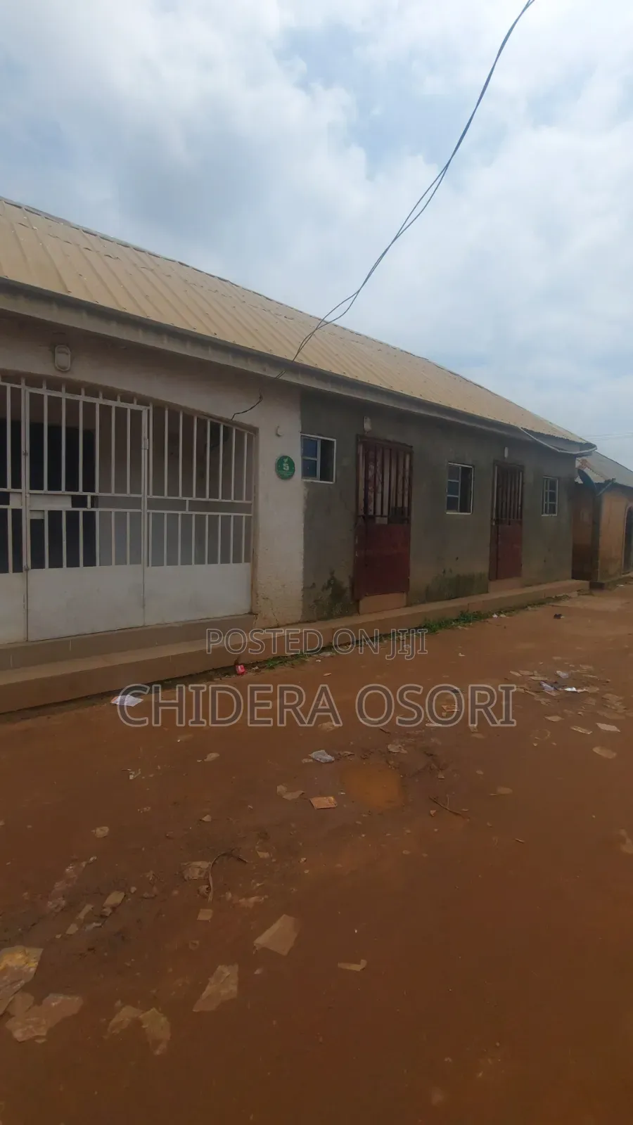 Studio Apartment in Dutse Obasanjo Road for sale