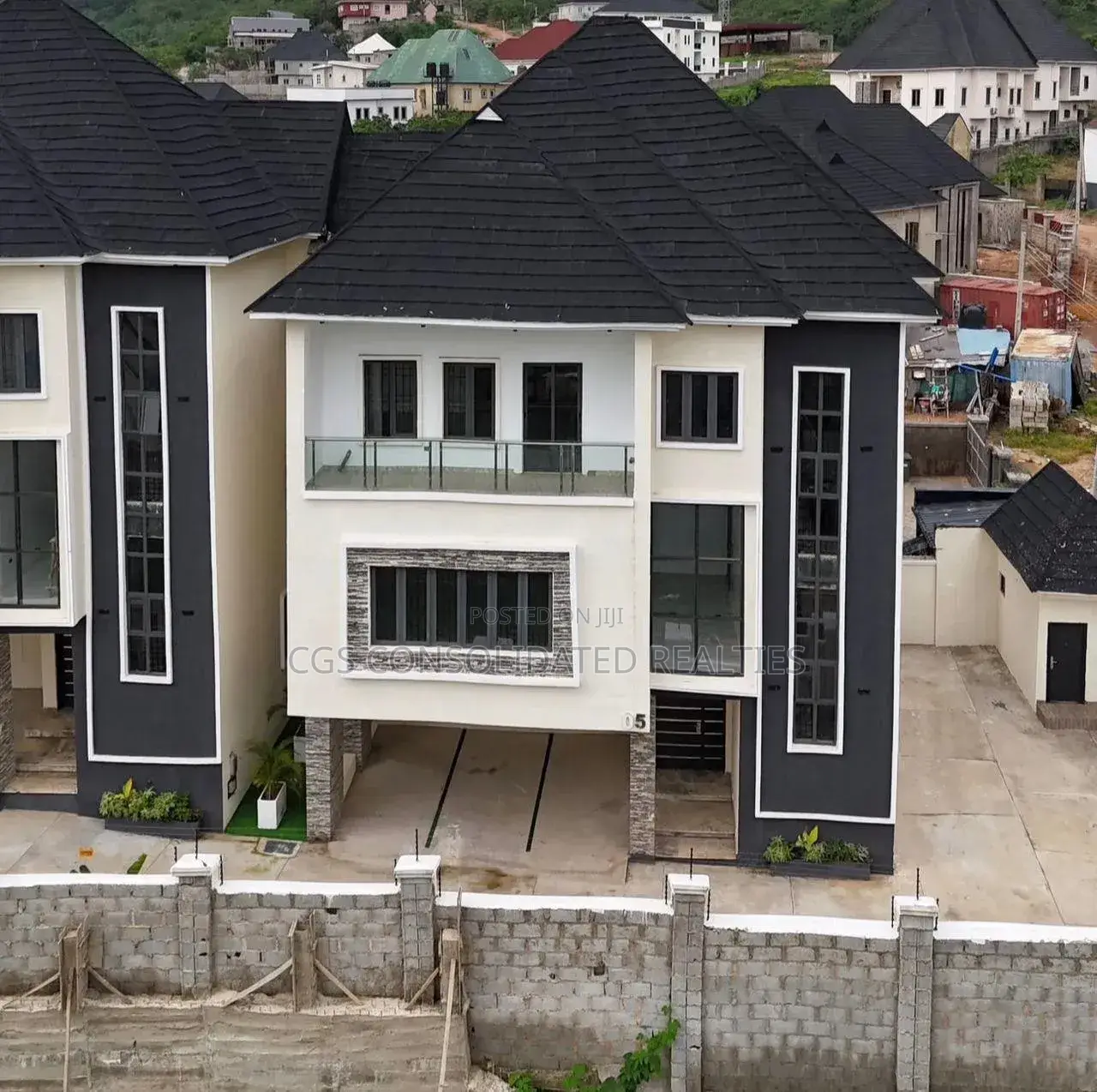 4bdrm Duplex in Apo Resettlement for sale