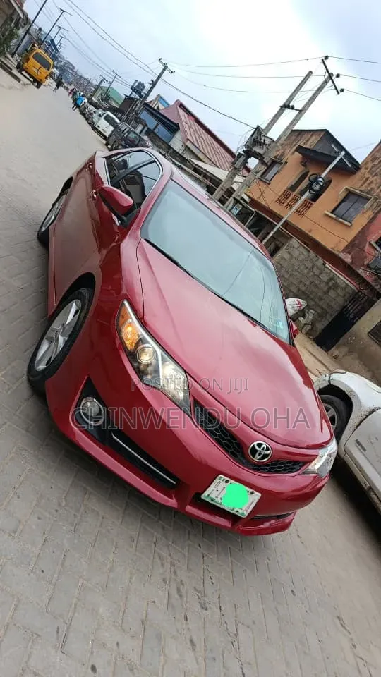 Toyota Camry 2013 Red