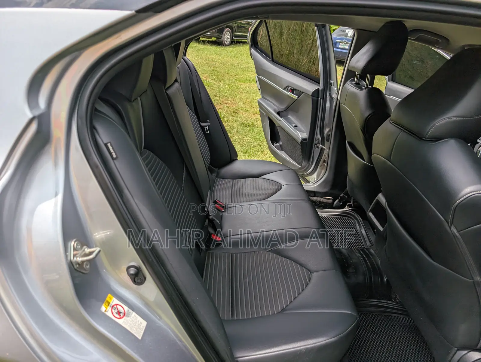 Toyota Camry SE (2.5L 4cyl 8A) 2019 Silver