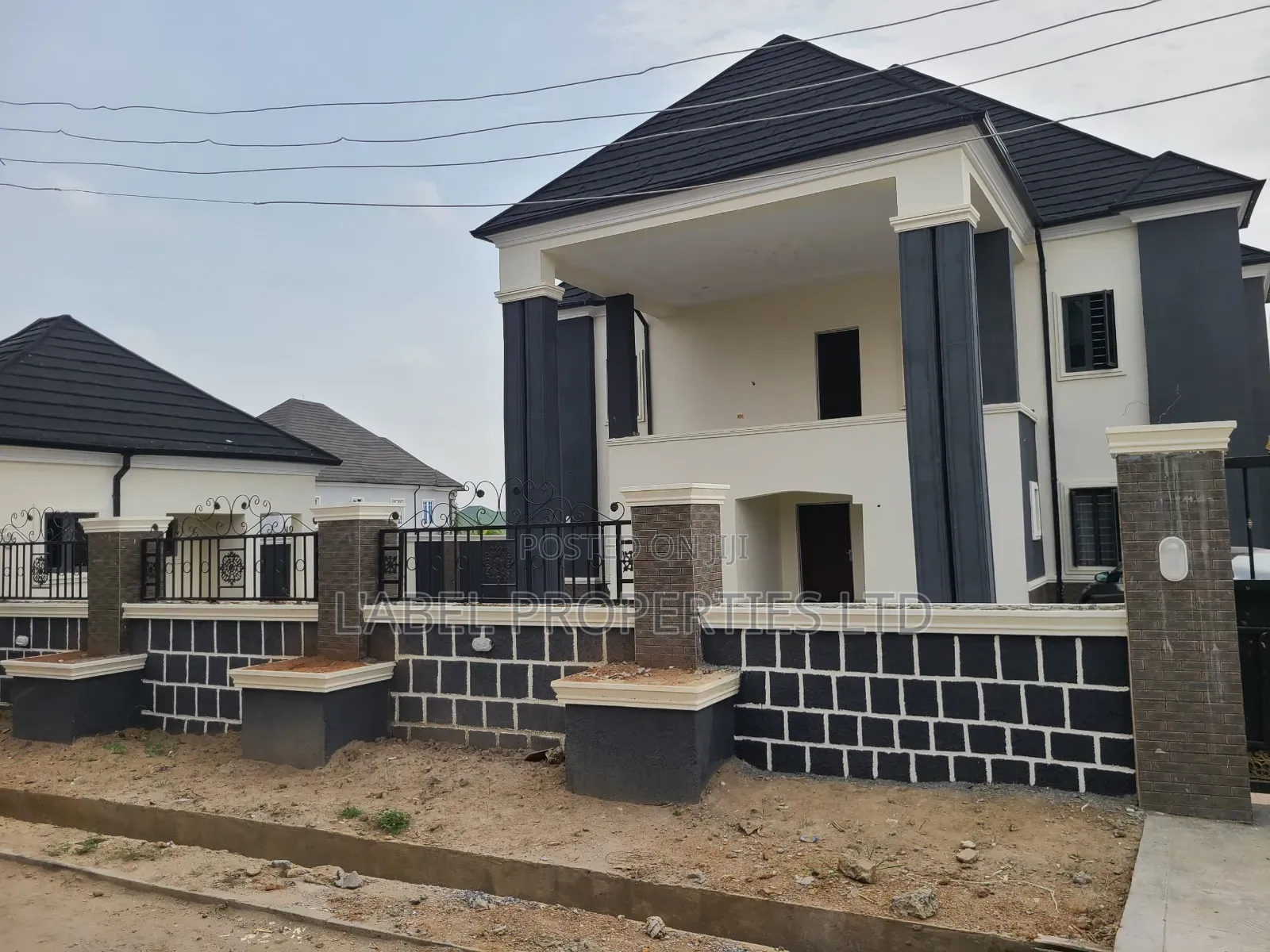 3bdrm Apartment in Galadimawa Extension for rent