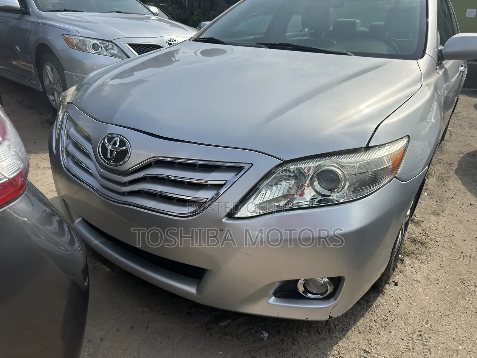 Toyota Camry LE 4dr Sedan (2.5L 4cyl 6A) 2011 Silver