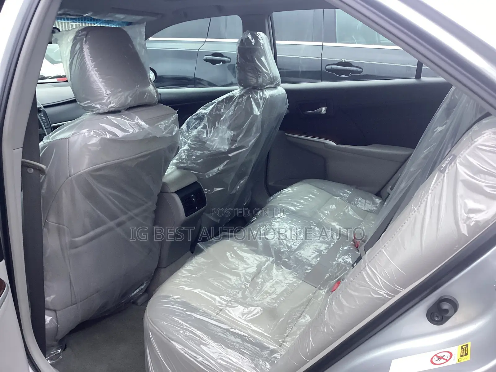 Toyota Camry XLE 4dr Sedan (2.5L 4cyl 6A) 2014 Silver