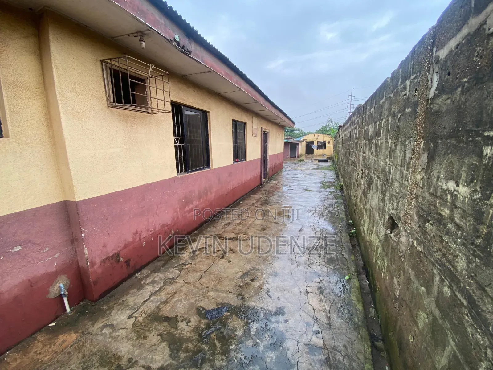 Blocks of Offices at Sabo Road Ikorodu