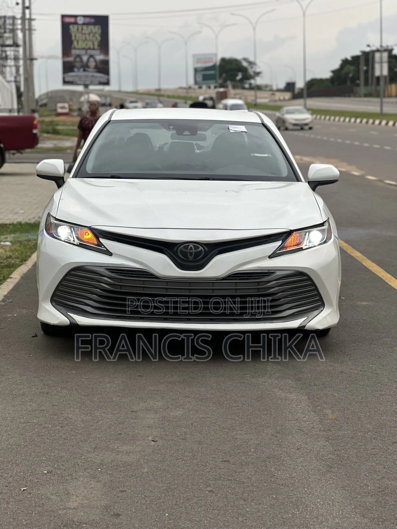 Toyota Camry 2018 White