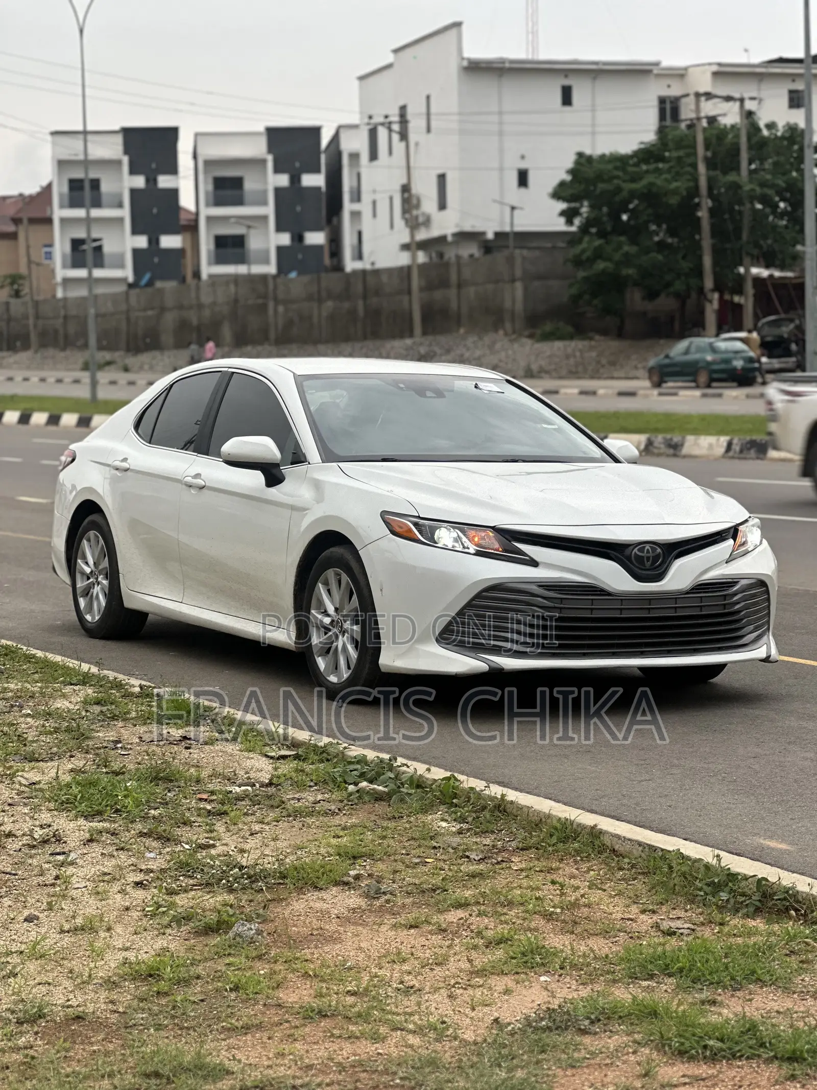 Toyota Camry 2018 White