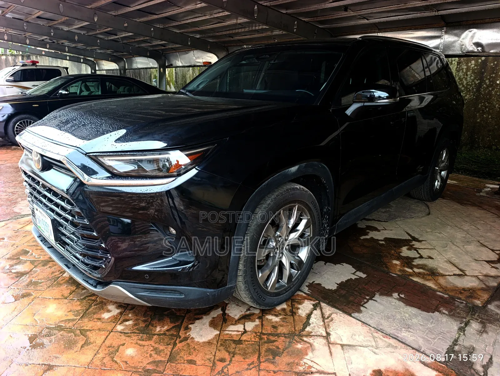 Toyota Highlander XLE AWD 2024 Black