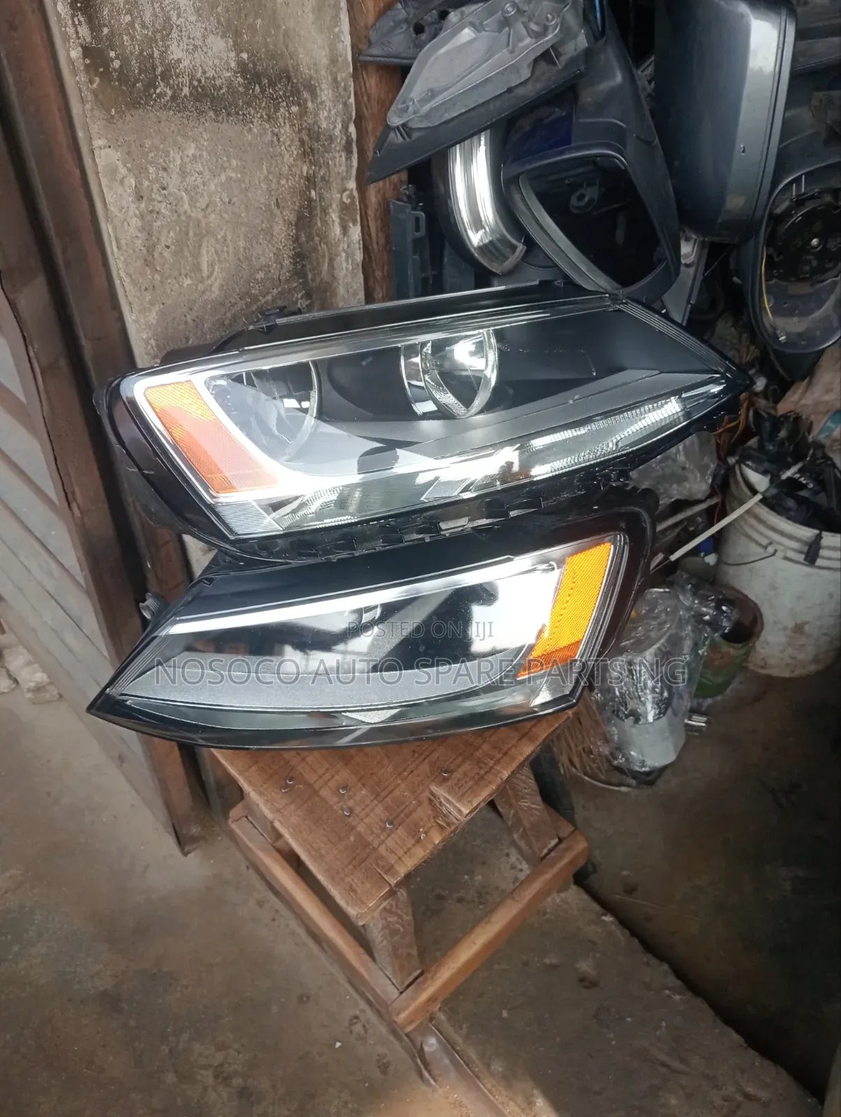Head Light Jetta 6 2013