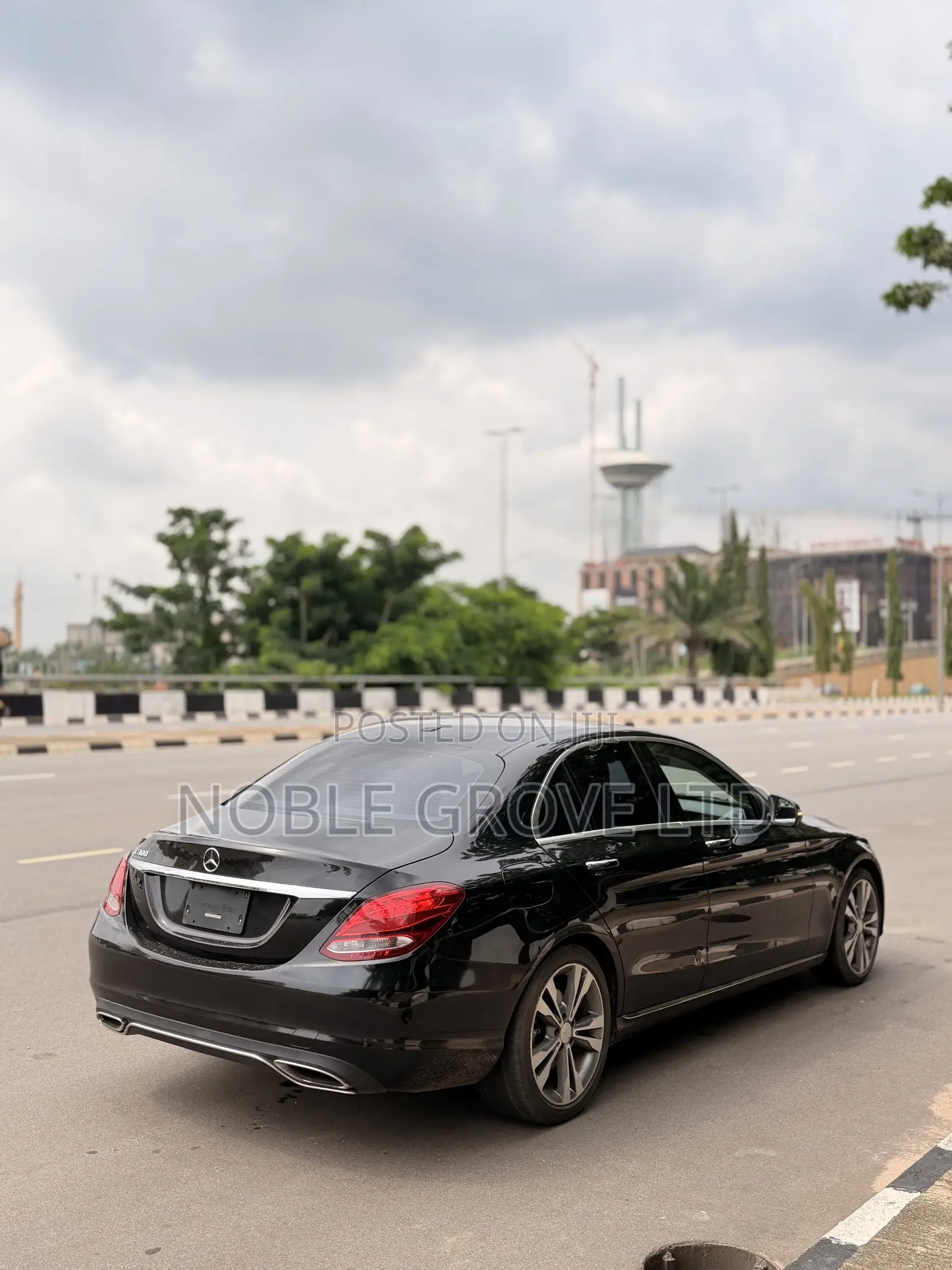 Mercedes-Benz C300 Sport 4dr AWD 4Matic Sedan (2.0L 4cyl 7A) 2015 Black