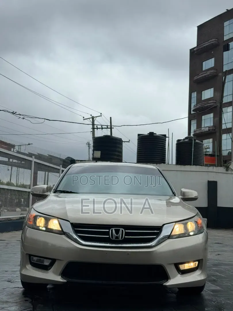 Honda Accord 2013 Gold