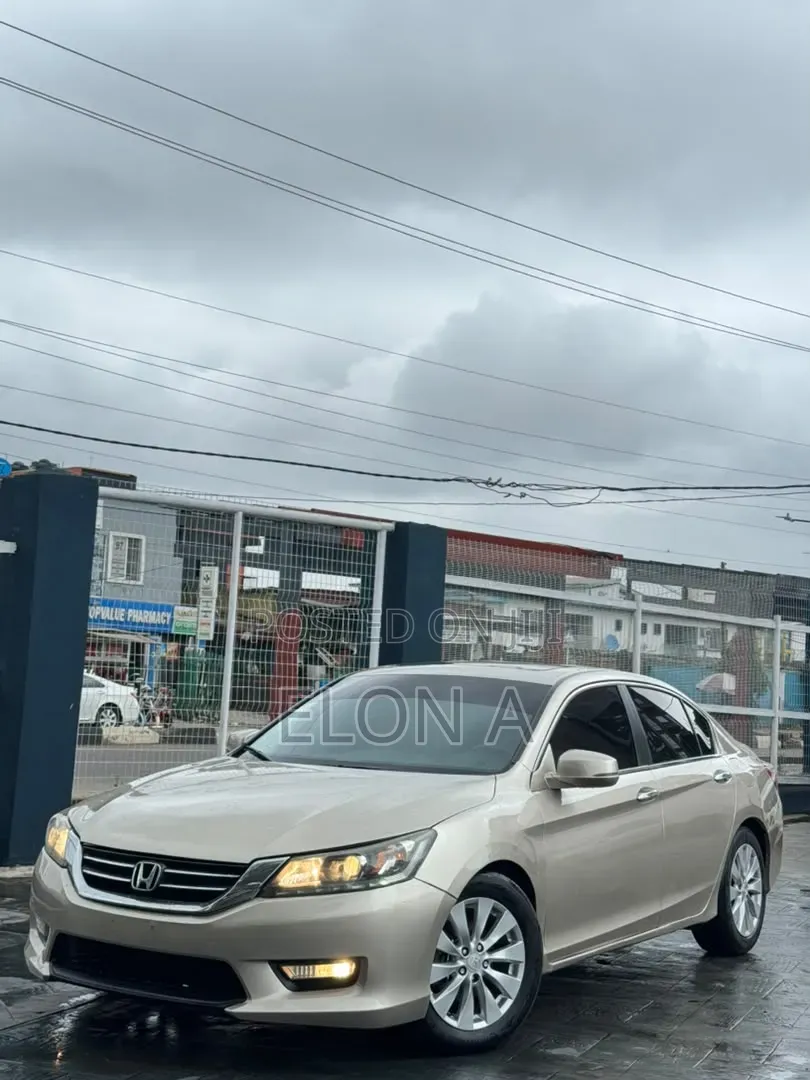 Honda Accord 2013 Gold