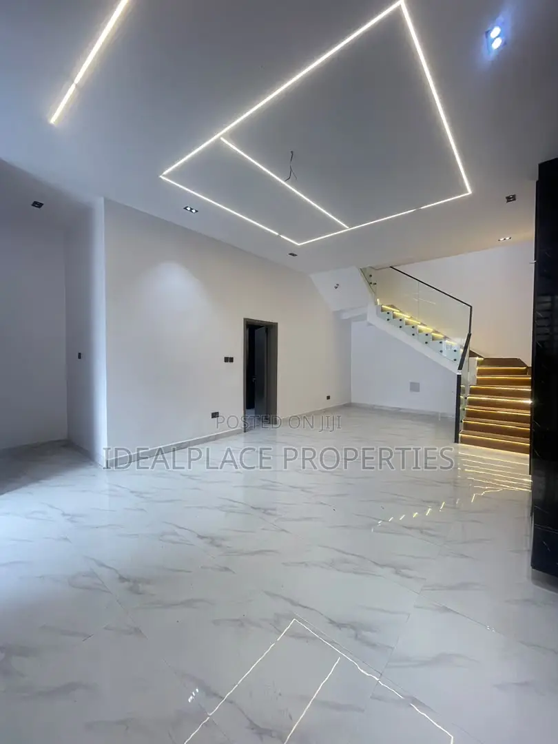 4bdrm Duplex in Sangotedo for sale
