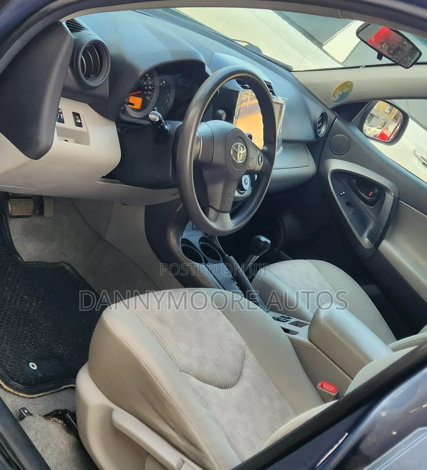 Toyota RAV4 2010 Blue