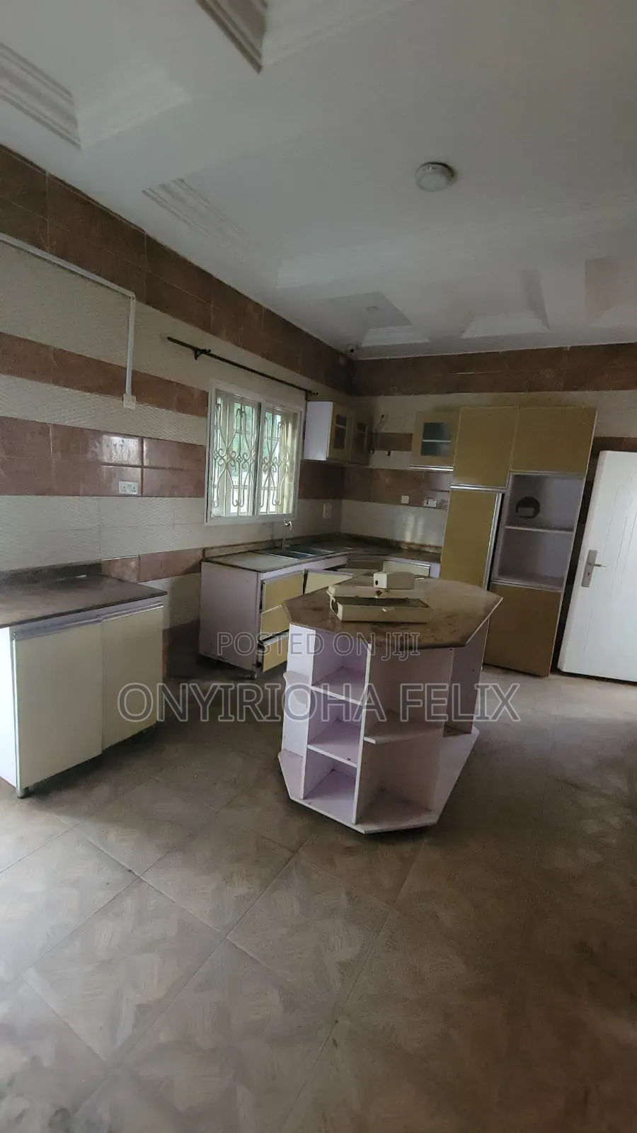 4bdrm Duplex in River Park Estate for rent