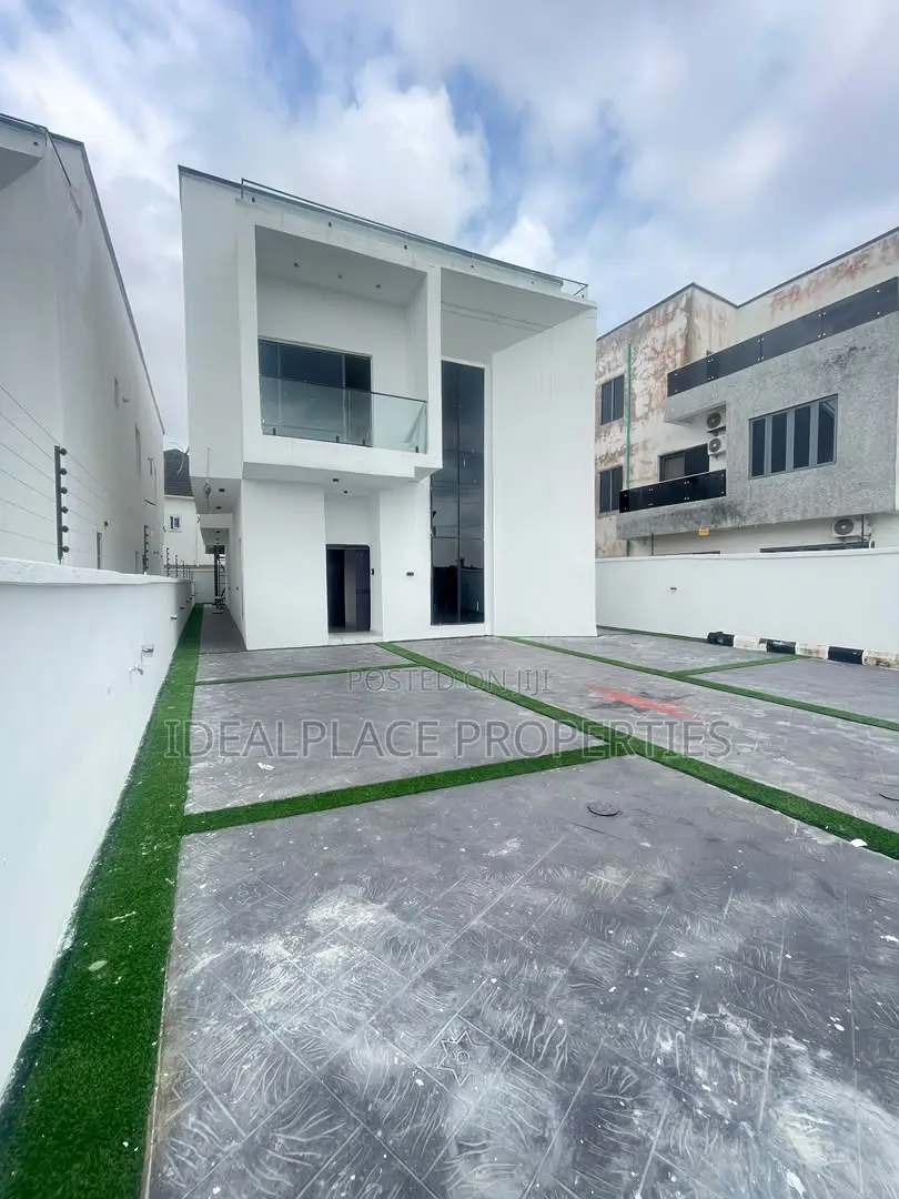 4bdrm Duplex in Sangotedo for sale