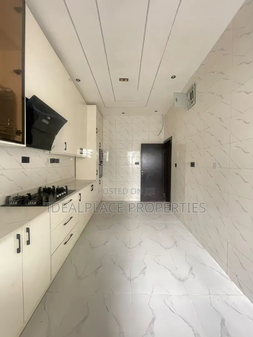 4bdrm Duplex in Sangotedo for sale