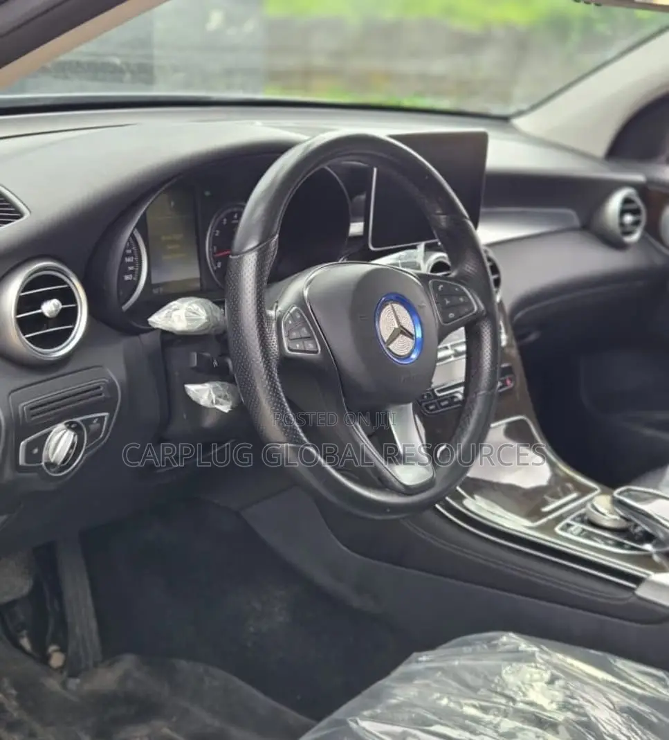 Mercedes-Benz GLC-Class 2016